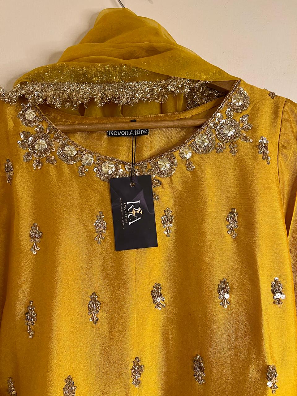 Mustard Luxe