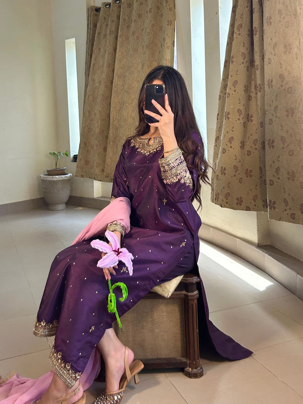Plum Elan
